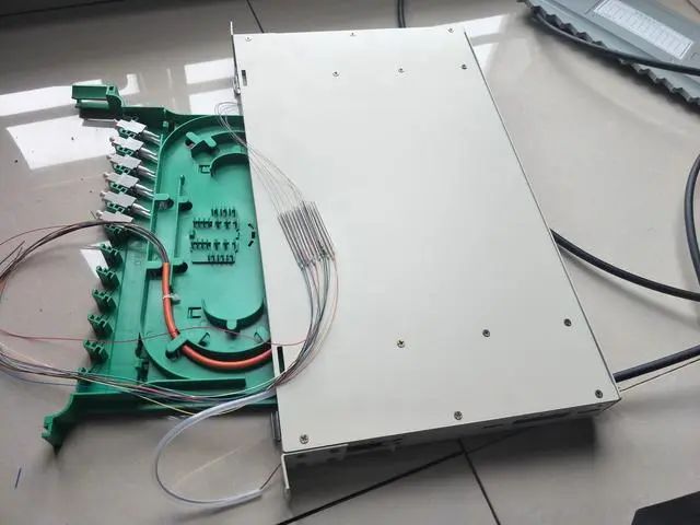 如何确定光纤用几芯？用光纤与网线区别在哪里？